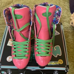 Moxi Beach Bunny Size 8